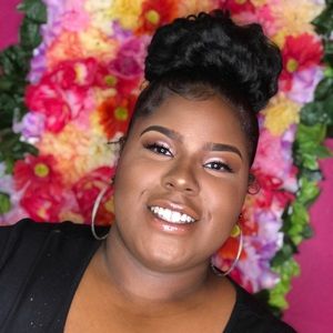 Meet your Posher, Gabrielle